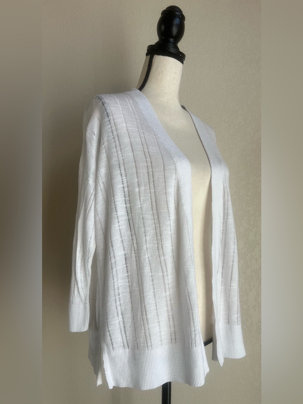 Merona Cardigan - Picture 2 of 8
